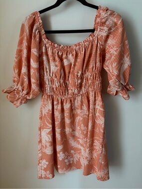 H&M Women's Peach Floral Puff-Sleeve Smocked Dress